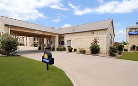 Days Inn & Suites By Wyndham Llano Exterior photo