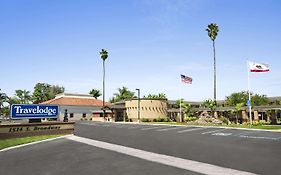 Travelodge By Wyndham Santa Maria Exterior photo