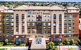 Hyatt House Santa Clara Hotel Exterior photo