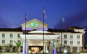 Holiday Inn Express & Suites Dinuba West, An Ihg Hotel Exterior photo