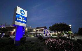 Best Western Americana Hotel Dinuba Exterior photo