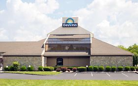 Days Inn By Wyndham Maumee/Toledo Exterior photo