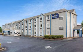 Microtel Inn & Suites By Wyndham Matthews/Charlotte Exterior photo