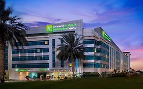 Holiday Inn Express Dubai Airport, An Ihg Hotel Exterior photo