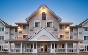 Travelodge Suites By Wyndham Moncton Exterior photo