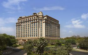 The Leela Palace New Delhi Exterior photo