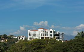 The Grand Kandyan Exterior photo