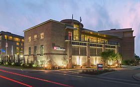 Hilton Garden Inn Charleston Waterfront/Downtown Exterior photo