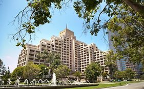 Intercontinental Los Angeles Century City At Beverly Hills Hotel Exterior photo