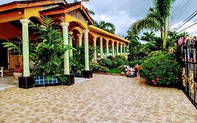 Chateau Margarita Ja Hotel Montego Bay Exterior photo