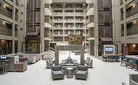 Embassy Suites By Hilton Chicago Schaumburg Woodfield Exterior photo