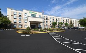 Holiday Inn Fredericksburg - Conference Center, An Ihg Hotel Exterior photo