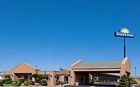 Days Inn By Wyndham Chowchilla Gateway To Yosemite Exterior photo