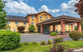 Comfort Suites Salem Exterior photo