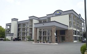 Days Inn By Wyndham Kodak/Sevierville Intrstate Smokeymntns Exterior photo