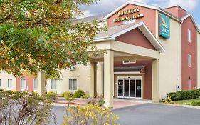 Quality Inn & Suites Meriden Exterior photo