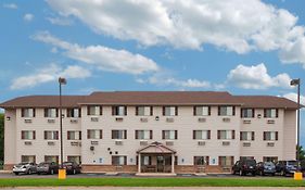 Super 8 By Wyndham Mason City Hotel Exterior photo