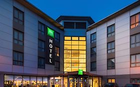 Ibis Styles Haydock Hotel Exterior photo