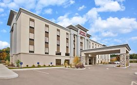 Hampton Inn & Suites Alliance Exterior photo