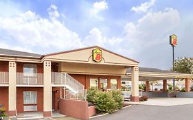 Super 8 By Wyndham Salina/Scenic Hills Area Hotel Exterior photo