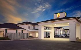 Super 8 By Wyndham Battle Mountain Hotel Exterior photo