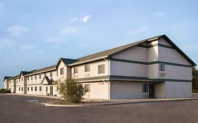 Travelodge By Wyndham Pecos Exterior photo