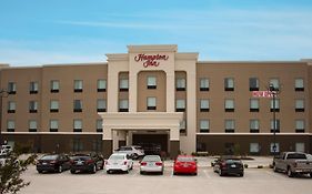 Hampton Inn Mcpherson Exterior photo