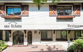 Hotel Haus St Anton Nozawaonsen Exterior photo