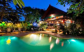 Shanti Lodge Phuket Chalong Exterior photo