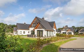 Bungalowpark 'T Hoogelandt Hotel De Koog  Exterior photo