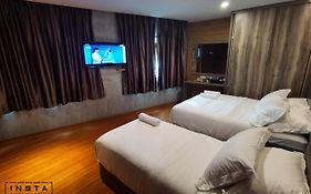 Insta Hotel Jb Johor Bahru Exterior photo