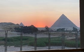 Il Lupo Pyramids Bed & Breakfast Cairo Exterior photo