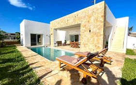 Manami Villa With Private Pool Zanzibarhouses Kiwengwa  Exterior photo