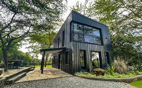 The Shed Villa Nakuru Exterior photo