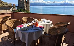 Hotel Degli Oleandri Sirmione Exterior photo