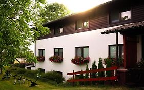 Fruehstueckspension Christinenhof Bed & Breakfast Dreieich Exterior photo