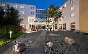 Nh Frankfurt Airport West Hotel Raunheim Exterior photo