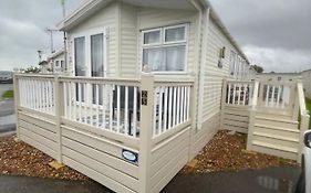 Sky By The Sea Hotel Whitstable Exterior photo