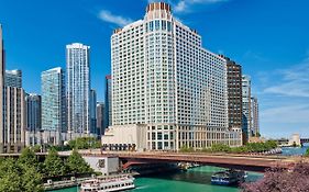 Sheraton Grand Chicago Riverwalk Hotel Exterior photo