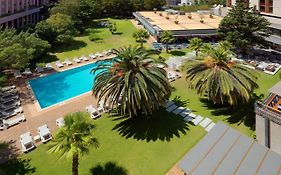 Lisbon Marriott Hotel Exterior photo