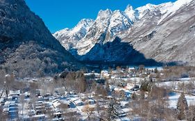 Camping Rcn Belledonne Hotel Le Bourg-d'Oisans Exterior photo