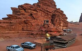 Sunrise Camp Hotel Wadi Rum Exterior photo