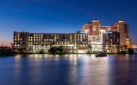 Springhill Suites By Marriott Clearwater Beach Exterior photo