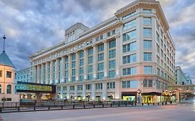 Residence Inn Milwaukee Downtown Exterior photo