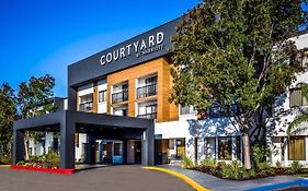 Courtyard By Marriott Livermore Hotel Exterior photo