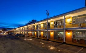 Econo Lodge Miramichi Exterior photo