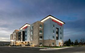 Towneplace Suites By Marriott Oconomowoc Exterior photo