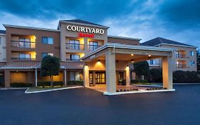 Courtyard By Marriott Dothan Hotel Exterior photo