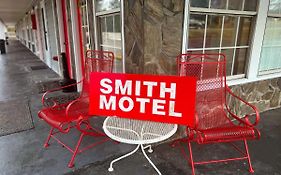 Smith Motel Calhoun Exterior photo