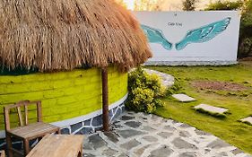 Cafe Elba Hotel Alibag Exterior photo